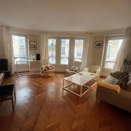 Apartamento Eiffel Tower 4p - Passy - Quiet - París