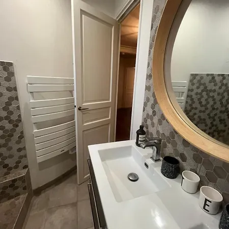 Eiffel Tower 4p - Passy - Quiet - פריז