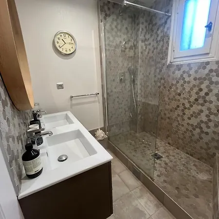 Eiffel Tower 4p - Passy - Quiet - דירה *