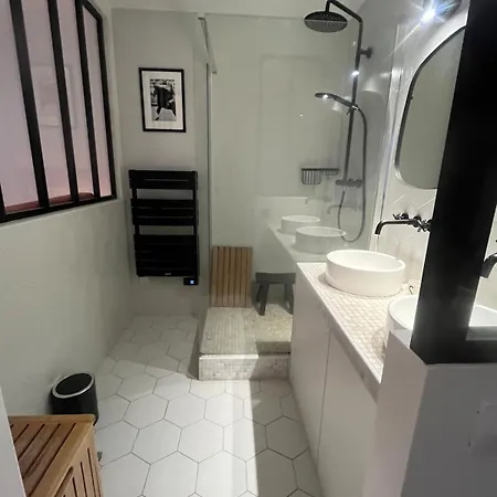 Eiffel Tower 4p - Passy - Quiet - דירה *